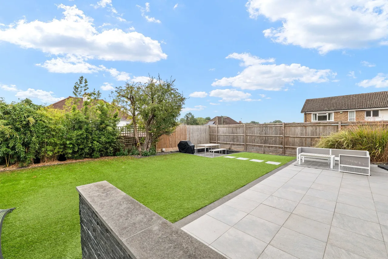 Geralds Grove, Banstead, SM7, photo 23