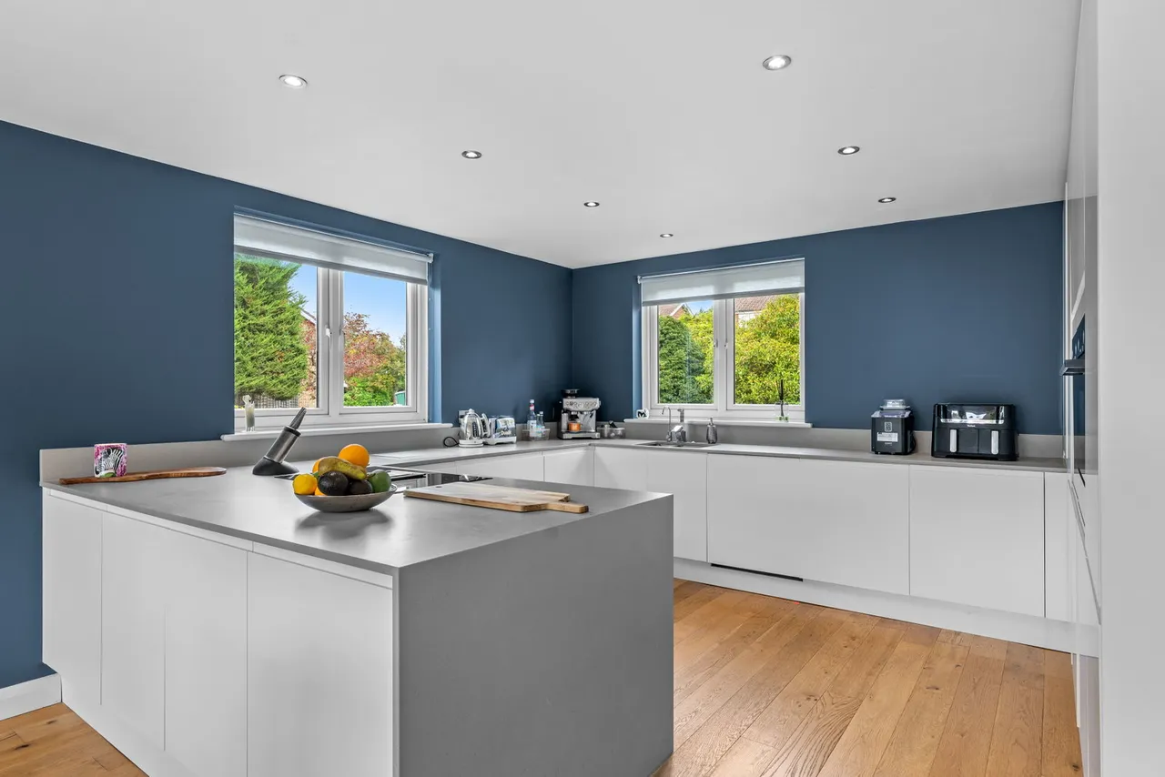 Geralds Grove, Banstead, SM7, photo 2