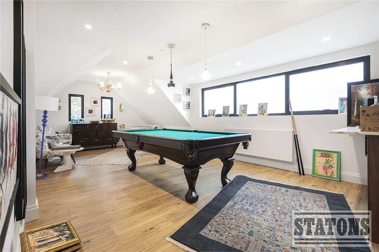 Friern Barnet Lane, Whetstone, London, N20 0NN, photo 22