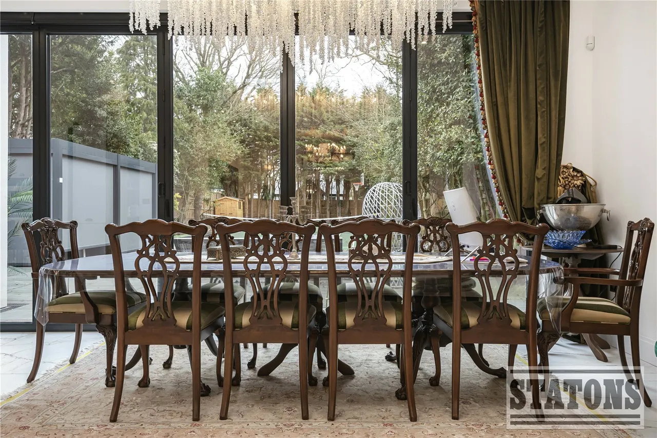 Friern Barnet Lane, Whetstone, London, N20 0NN, photo 5