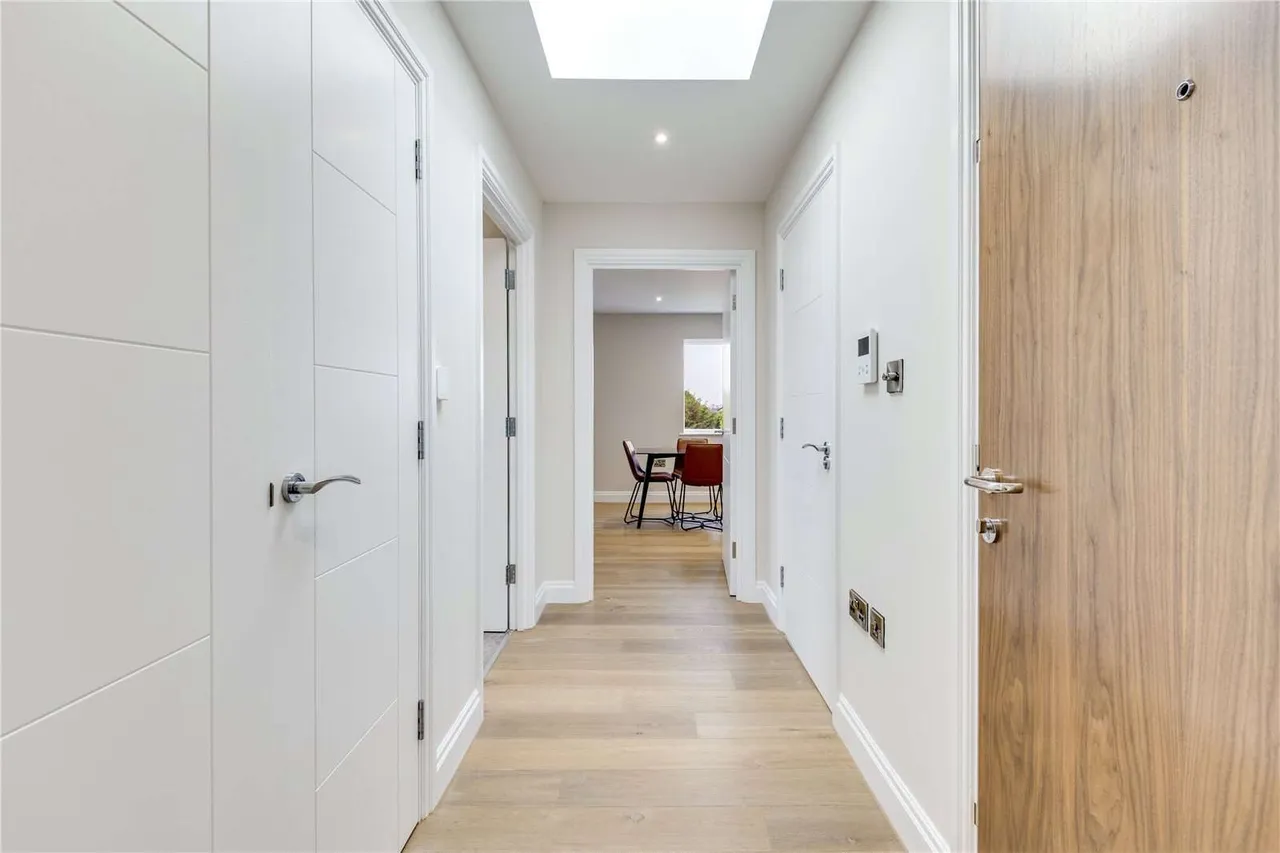 Purley Avenue, London, NW2, photo 13
