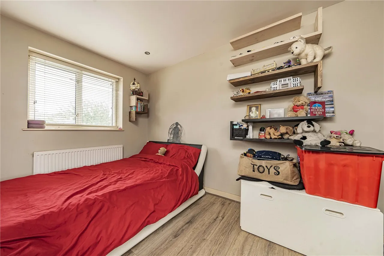 Coleridge Way, West Drayton, UB7, photo 12