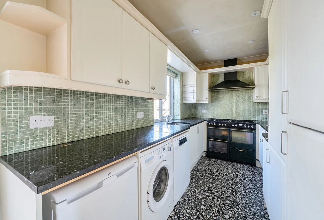 Devereaux Crescent, Gloucestershire, Ebley, GL5 4PX, photo 8
