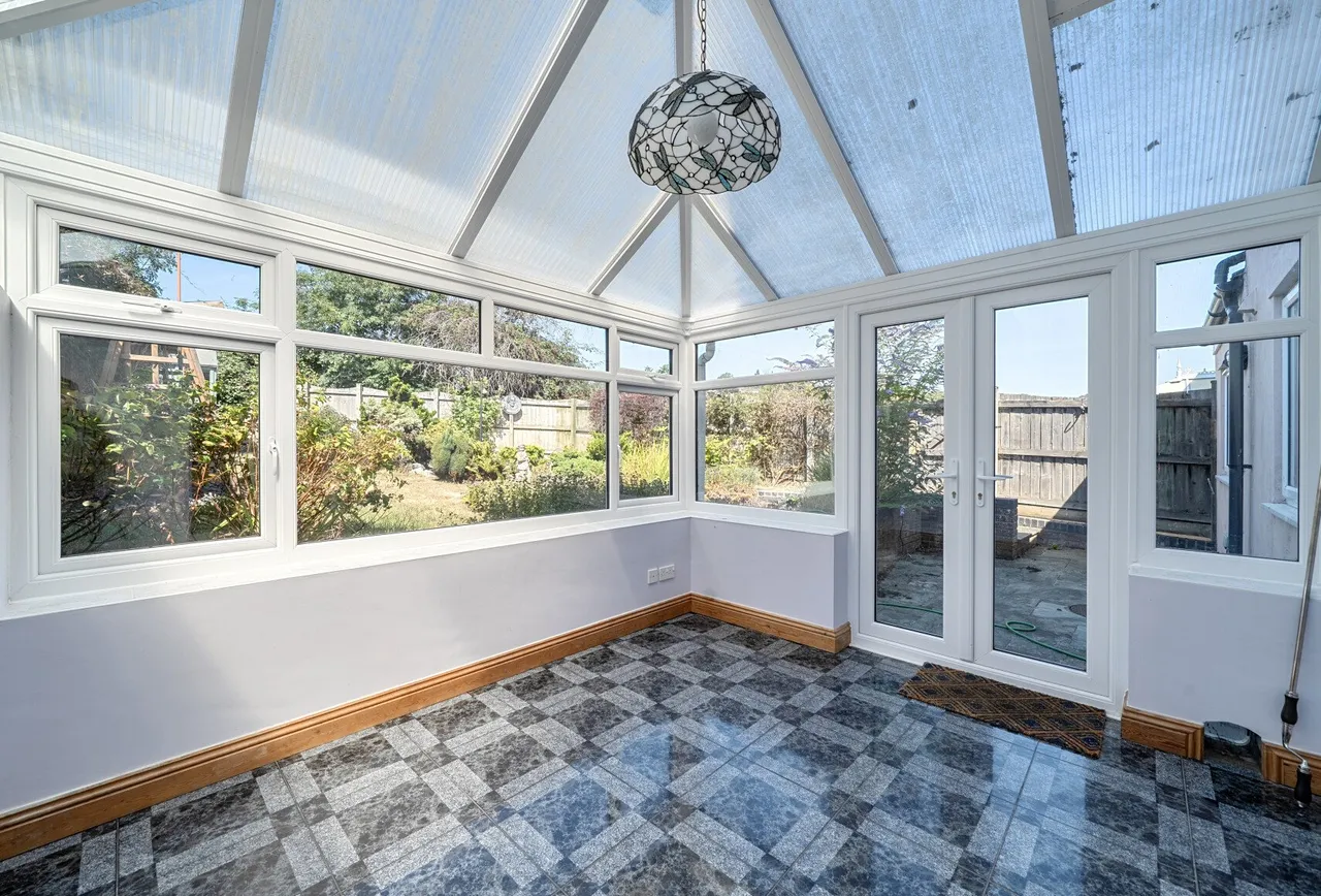 Devereaux Crescent, Gloucestershire, Ebley, GL5 4PX, photo 5