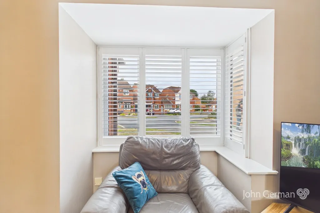 Aintree Close, Branston, photo 5