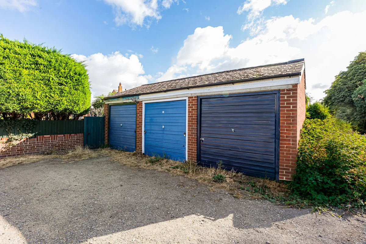 Broadway, Didcot, photo 11