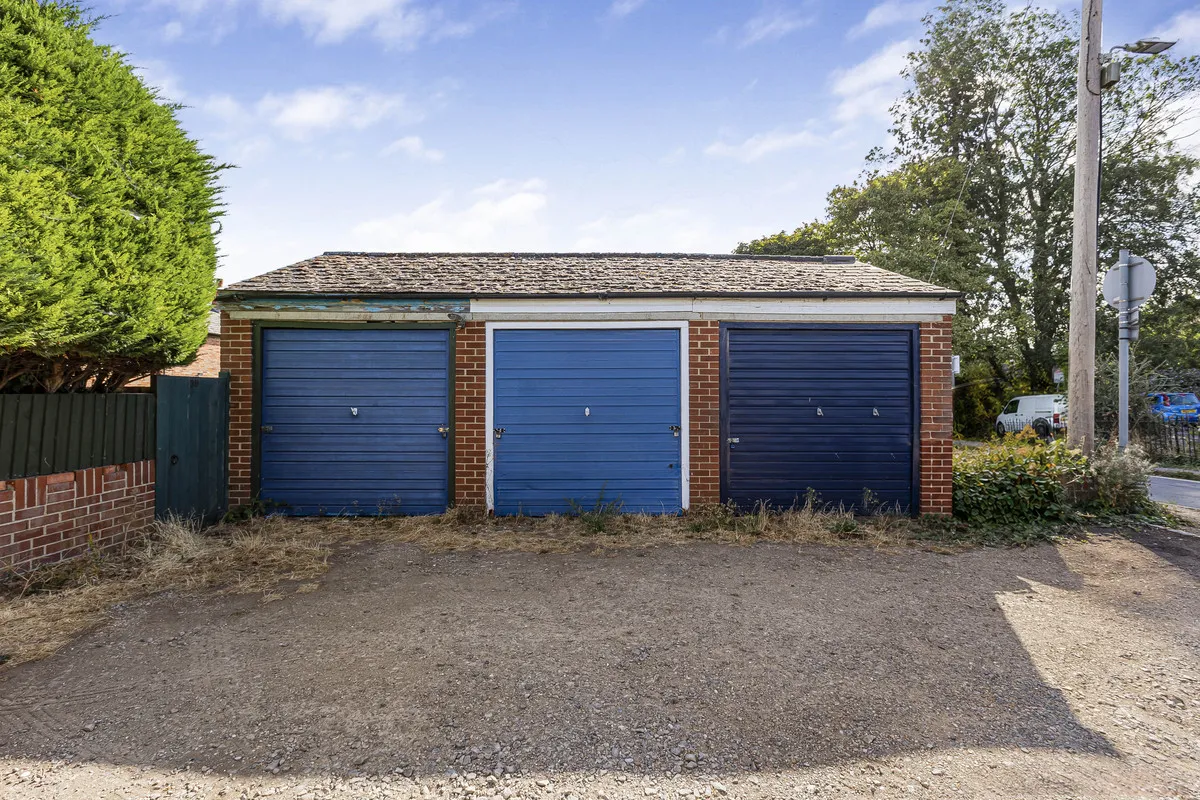 Broadway, Didcot, photo 13