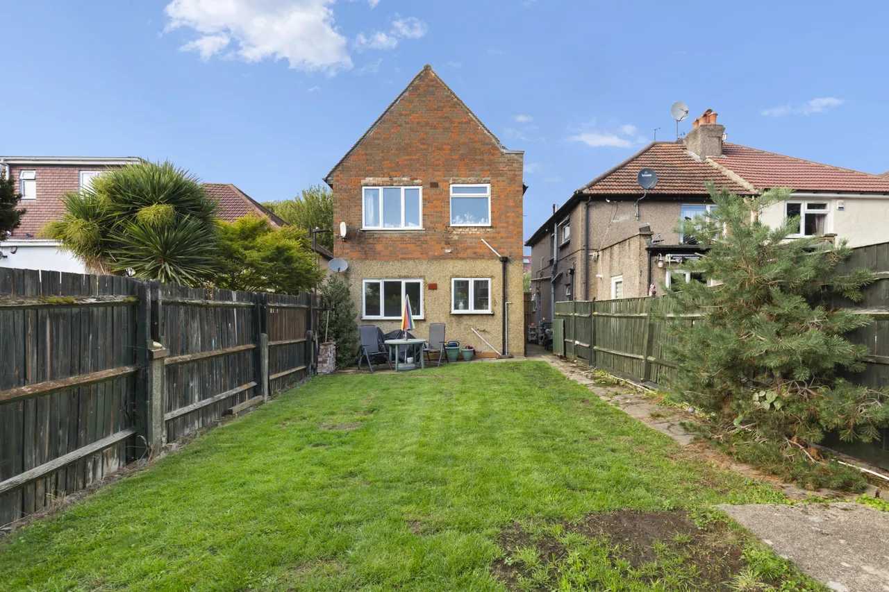 Beresford Avenue, Hanwell, W7 3AJ, photo 8
