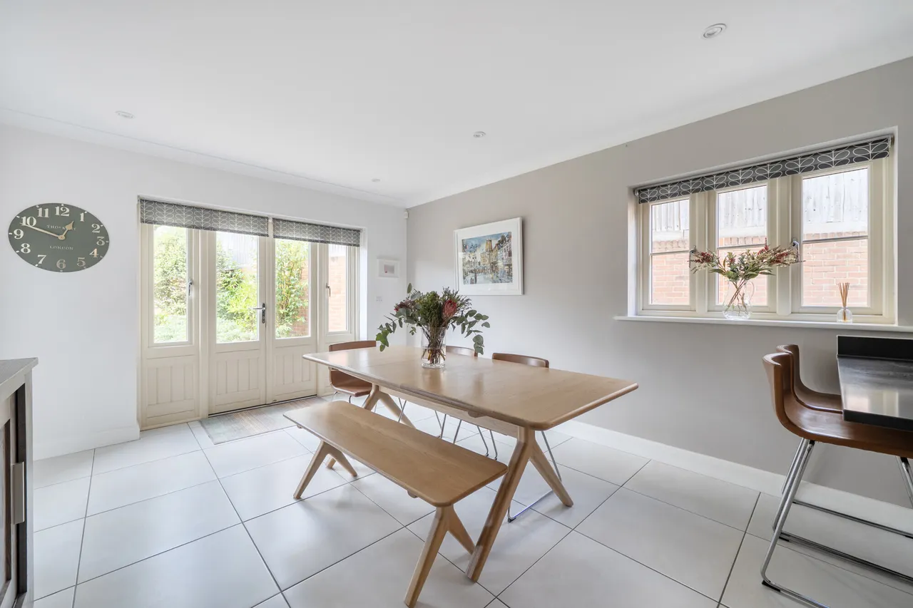 Griffiths Close, Cirencester, GL7, photo 5