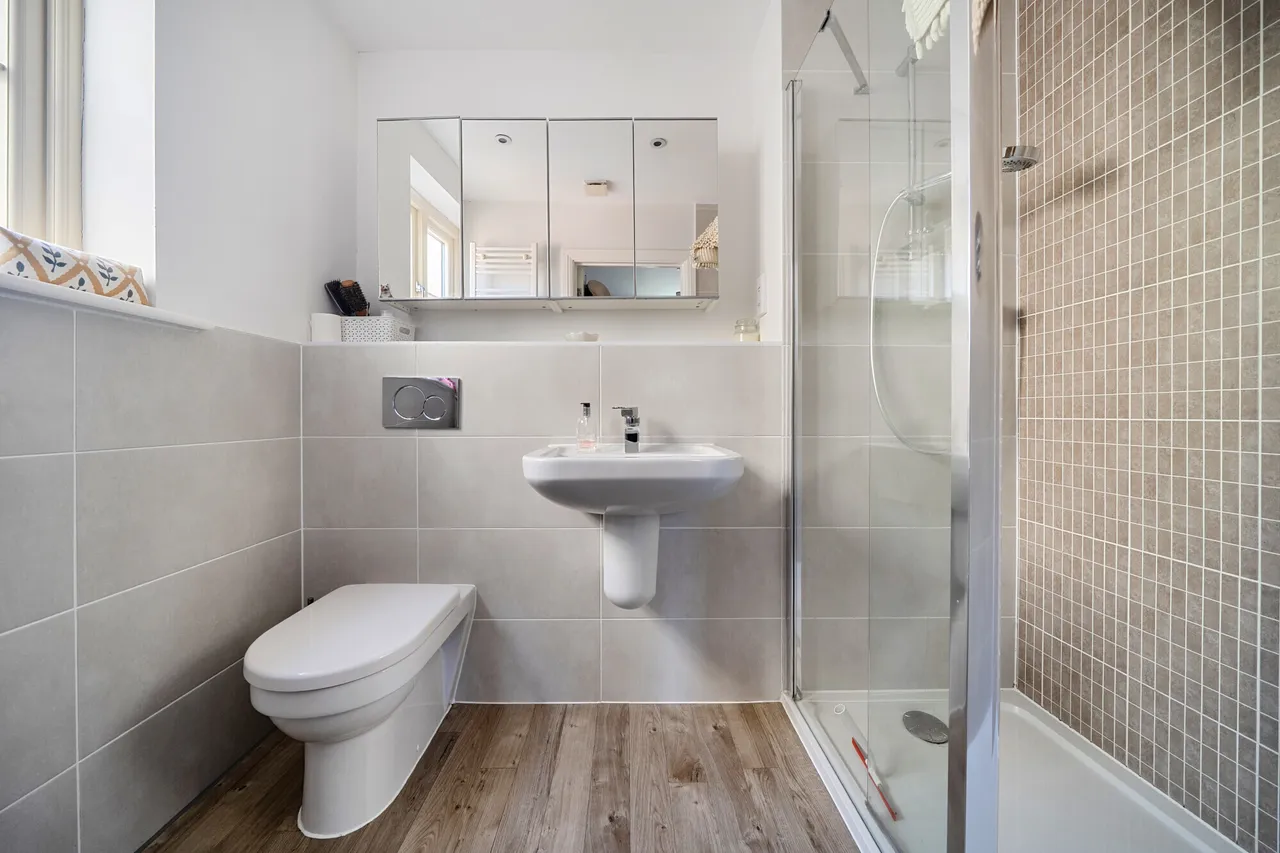 Griffiths Close, Cirencester, GL7, photo 15