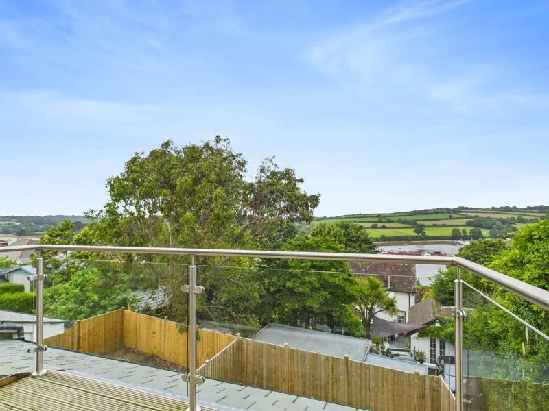 Pendarves Road, Falmouth, photo 5