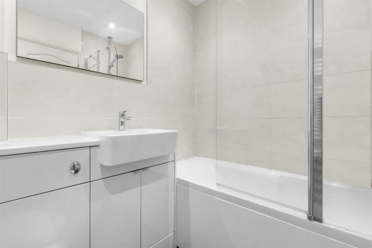 Falcon Rise, Downley, HP13, photo 6