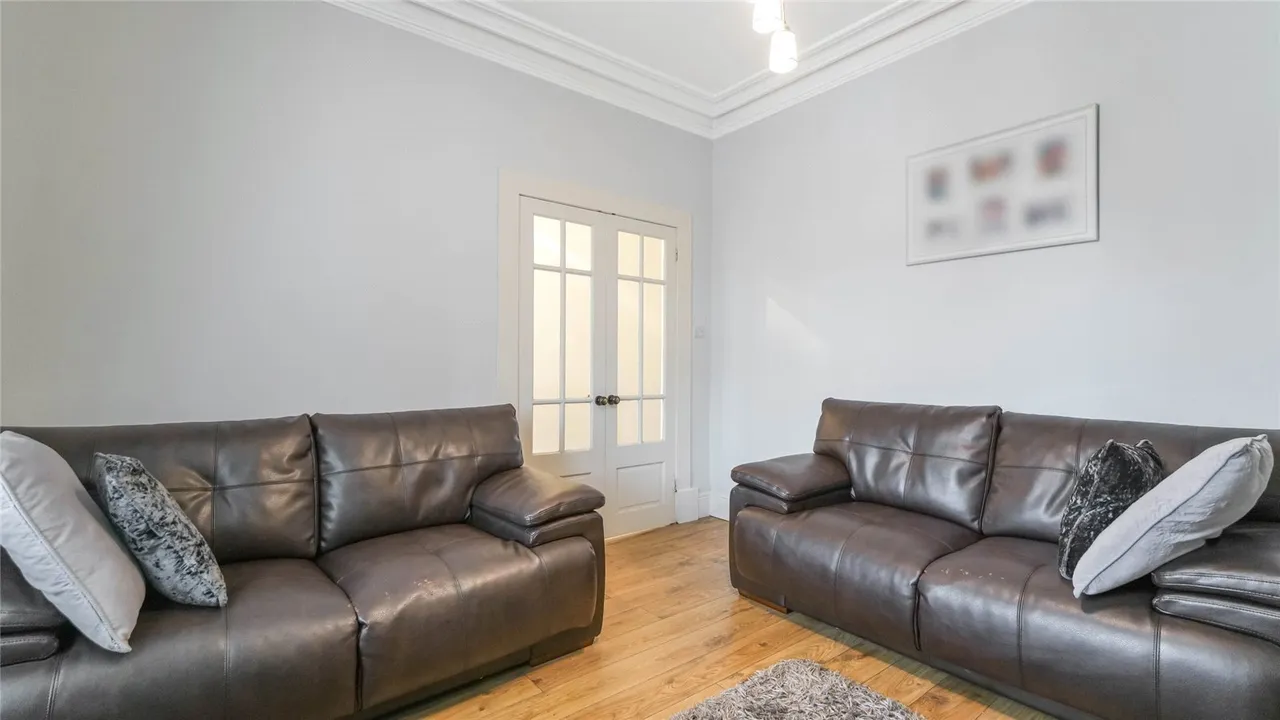 Stirling Road, Cumbernauld, Glasgow, North Lanarkshire, G67, photo 3