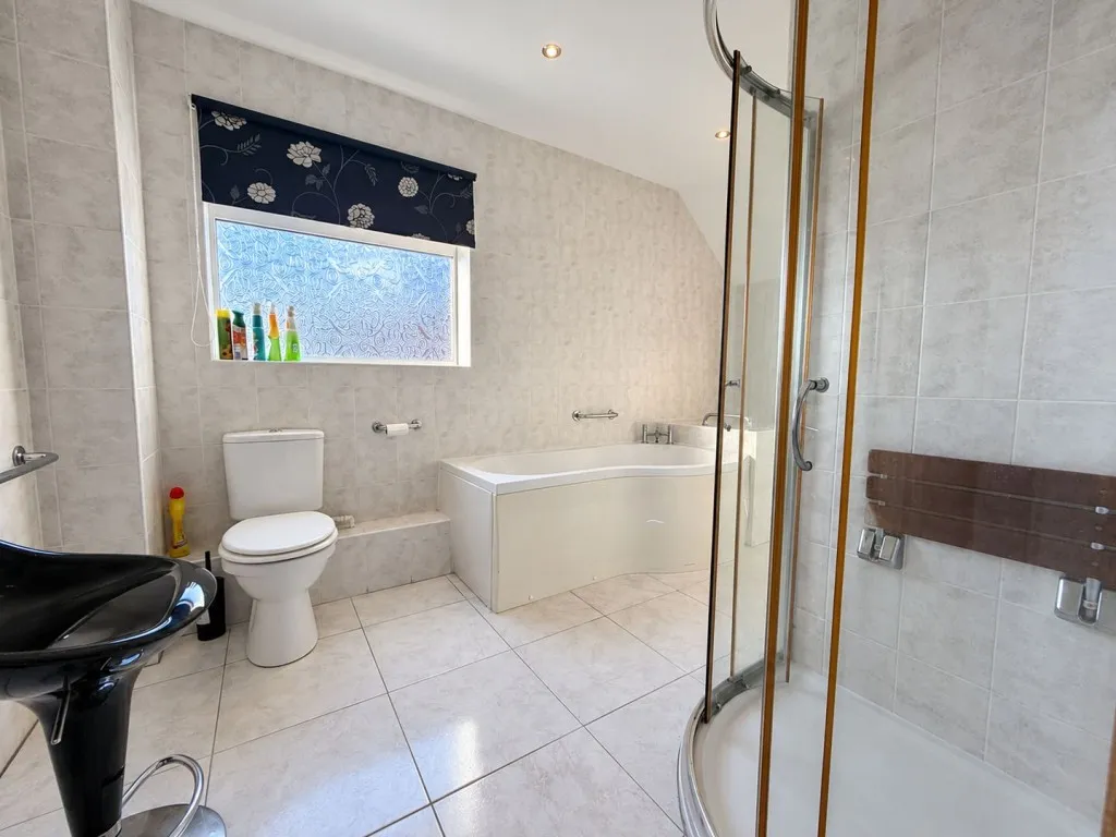 Ellerslie Lane, Bexhill on Sea, photo 9