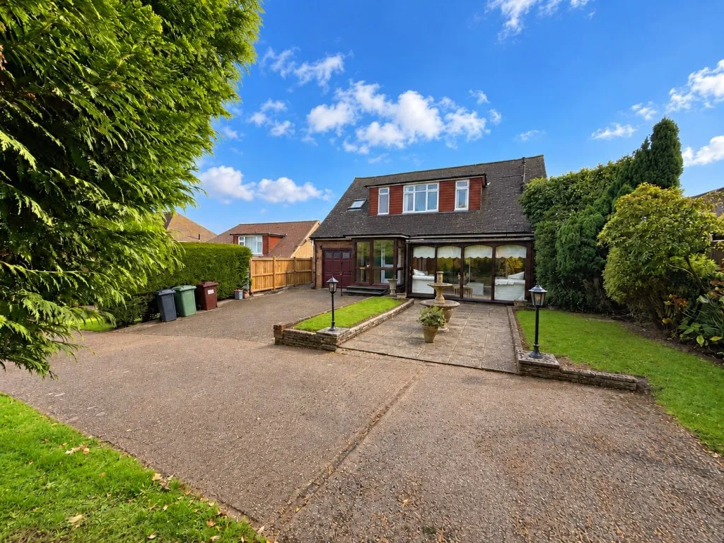 3 bed house for sale, Ellerslie Lane, Bexhill on Sea