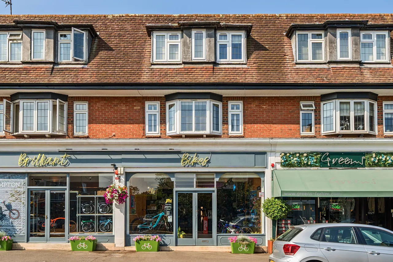 3 bed flat for sale — Chobham Road, Sunningdale, SL5