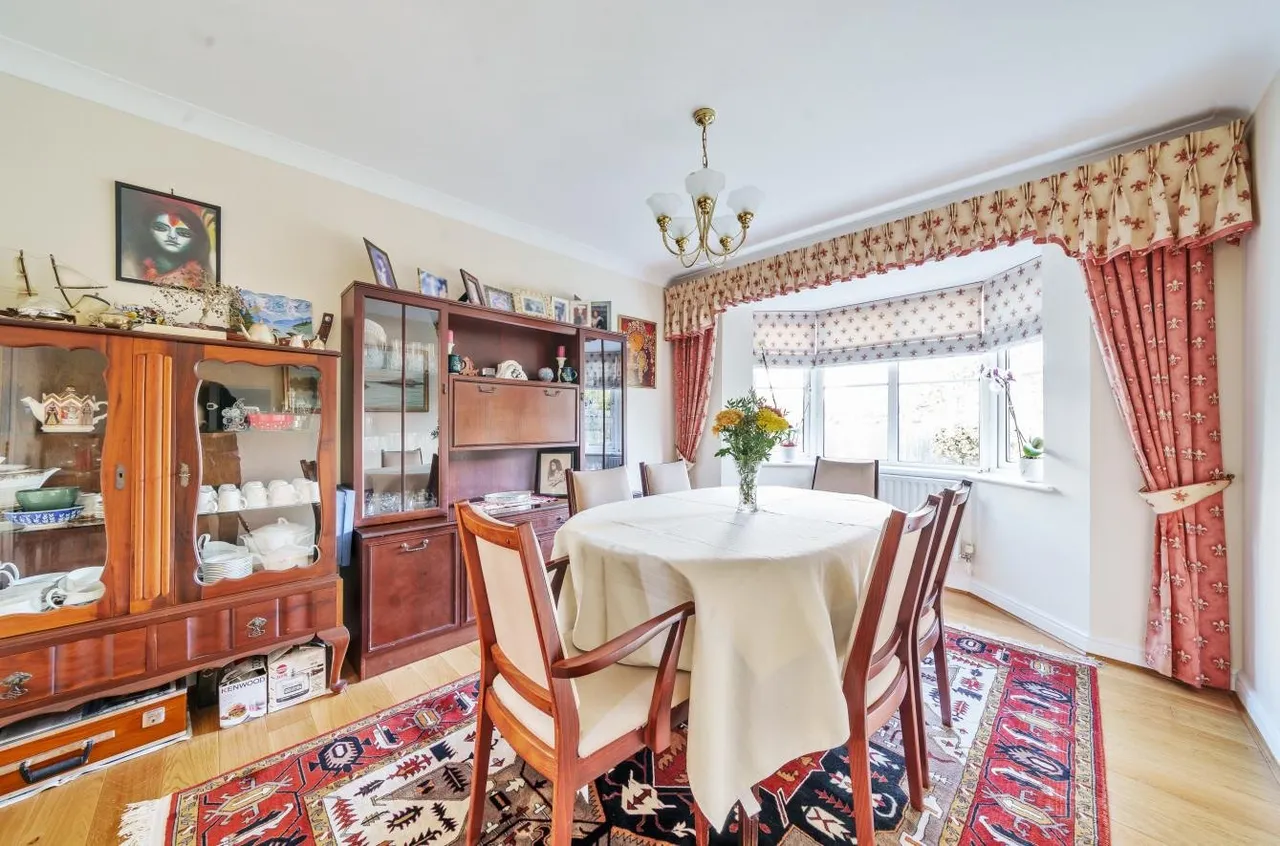 Arundel Avenue, Ewell, KT17 2RN, photo 6