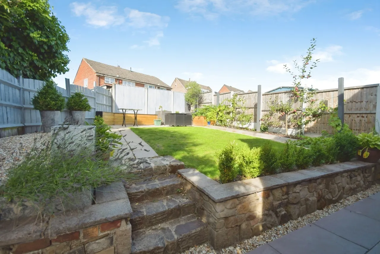 Deerlands Road, CHESTERFIELD, Derbyshire, S42, photo 16