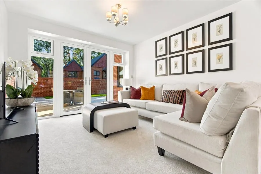 Bakeham Lane, Englefield Green, TW20, photo 7