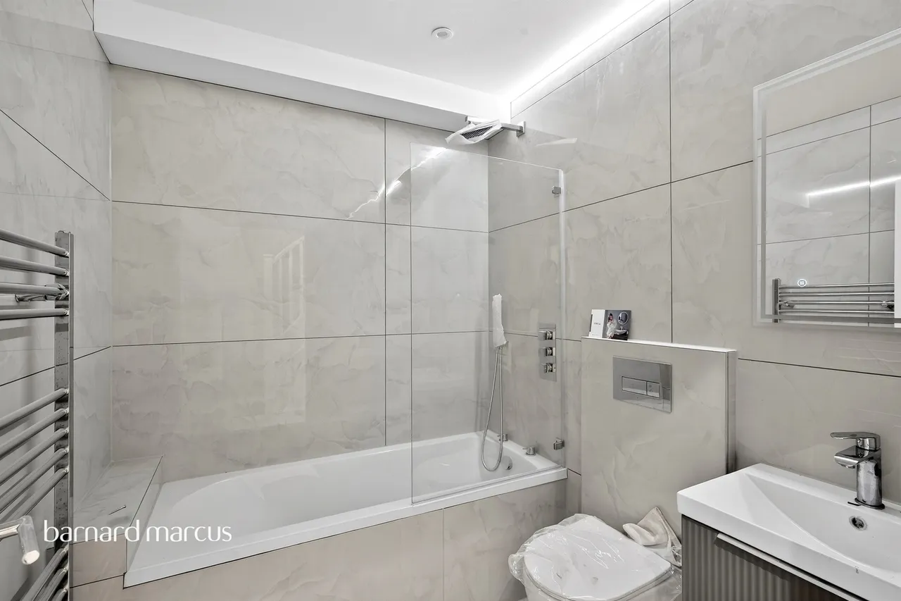 Kingswood Way, South Croydon, CR2, photo 8