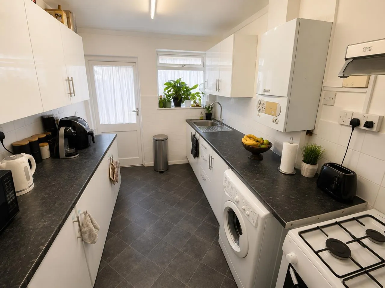 St Johns Road, Chingford, photo 4
