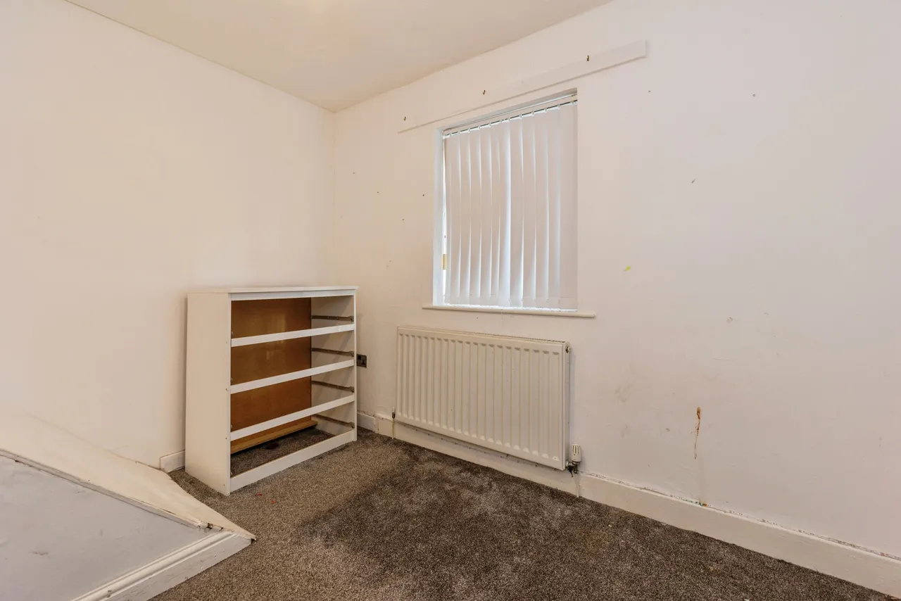Coleridge Road, Oldham, OL1, photo 13