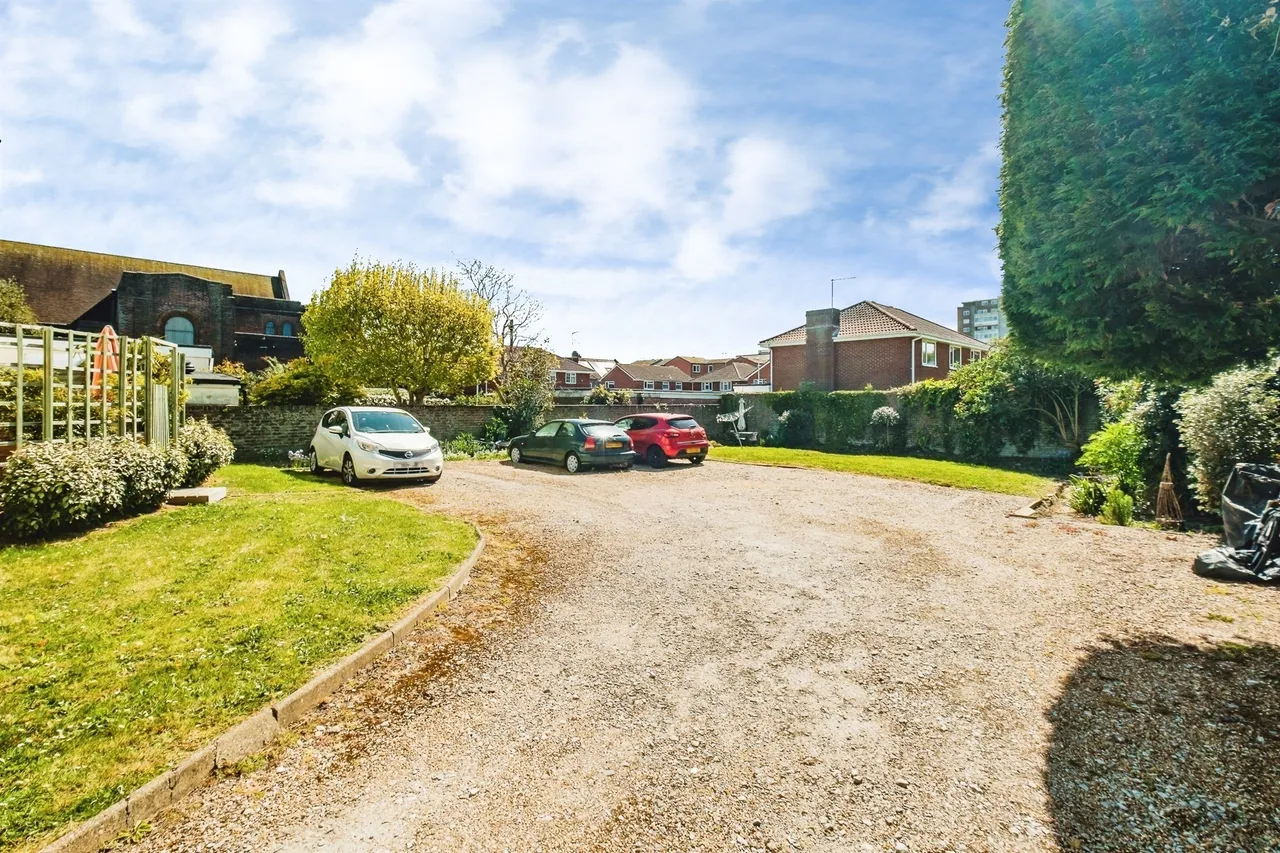 St. Michaels Road, Worthing, BN11, photo 4