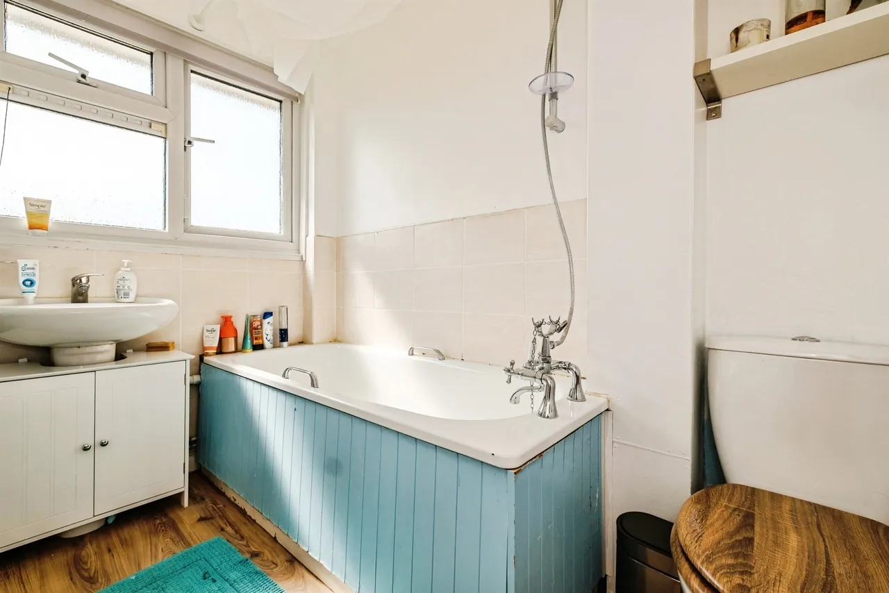 Hayley Road, Lancing, BN15, photo 16
