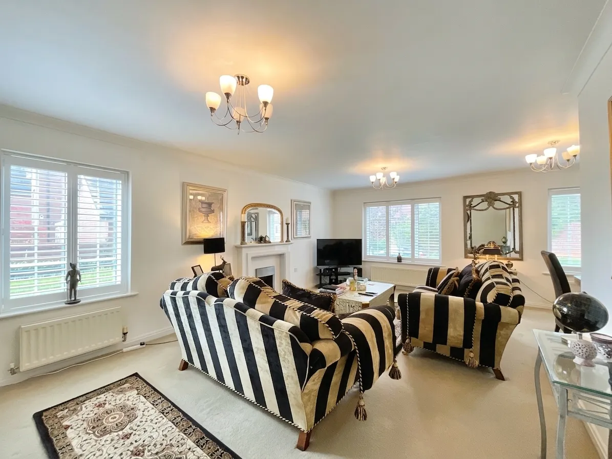 Chesterton Way, Weston, CW2, photo 8