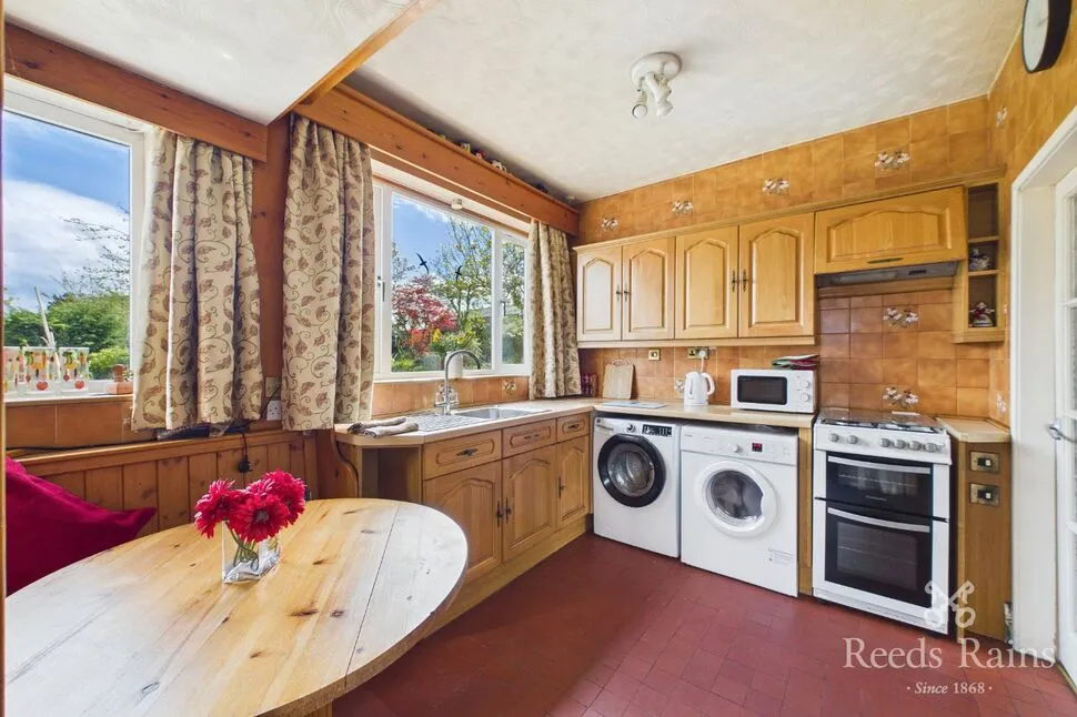 St. Michaels Mount, Thornhill, Dewsbury, West Yorkshire, WF12, photo 7