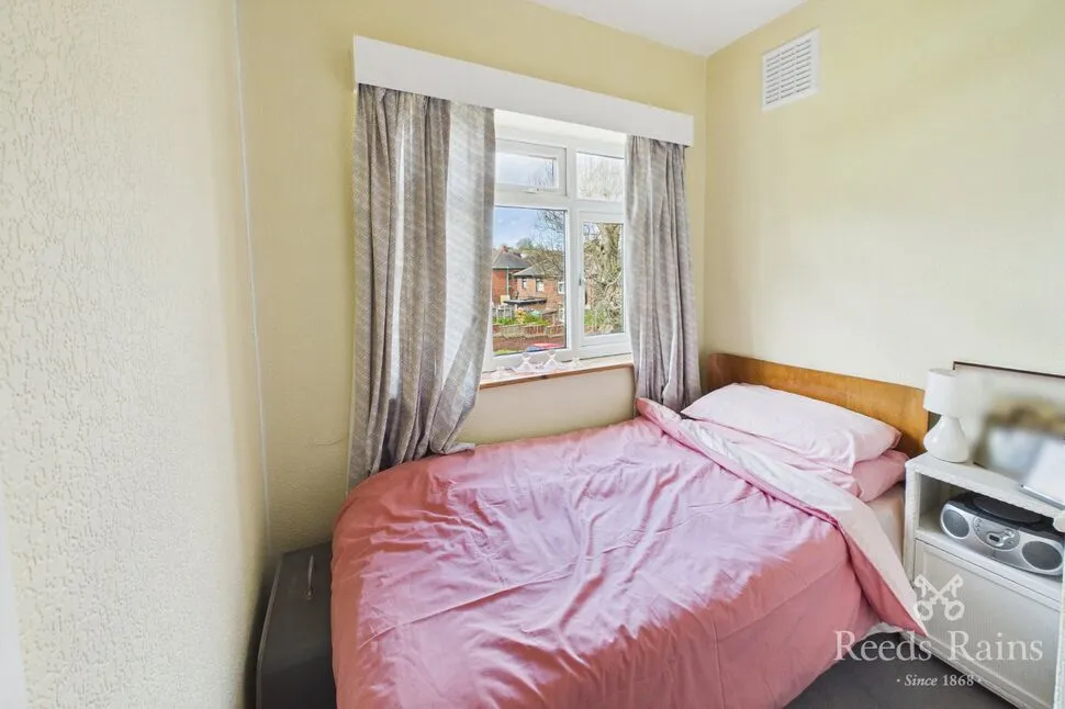 St. Michaels Mount, Thornhill, Dewsbury, West Yorkshire, WF12, photo 11
