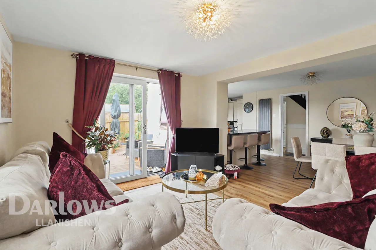 Crawley Close, Cardiff, photo 10