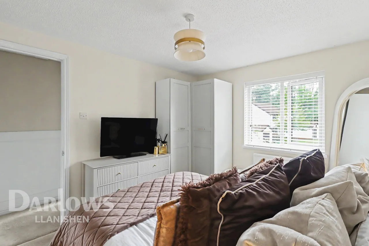 Crawley Close, Cardiff, photo 24