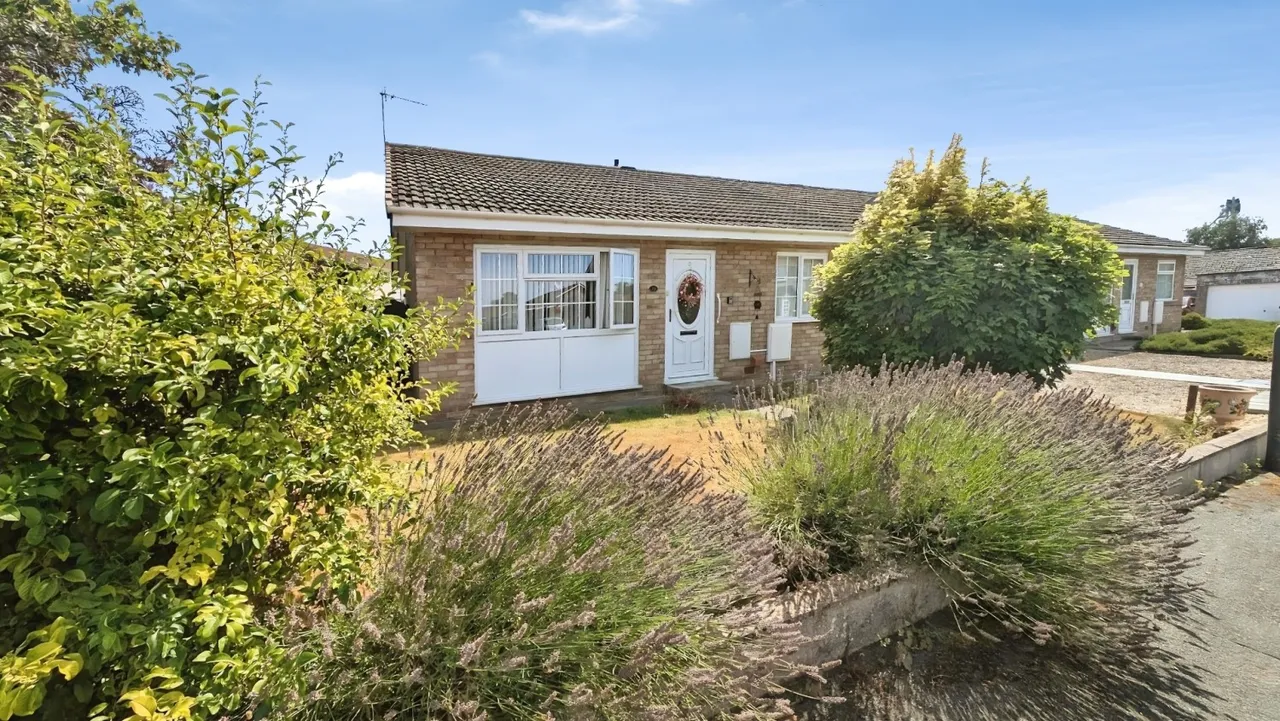 2 bed property for sale, Rodborough, Yate, BS37