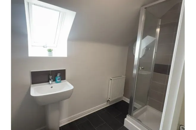 Olivewood Road, Preston, PR5, photo 13