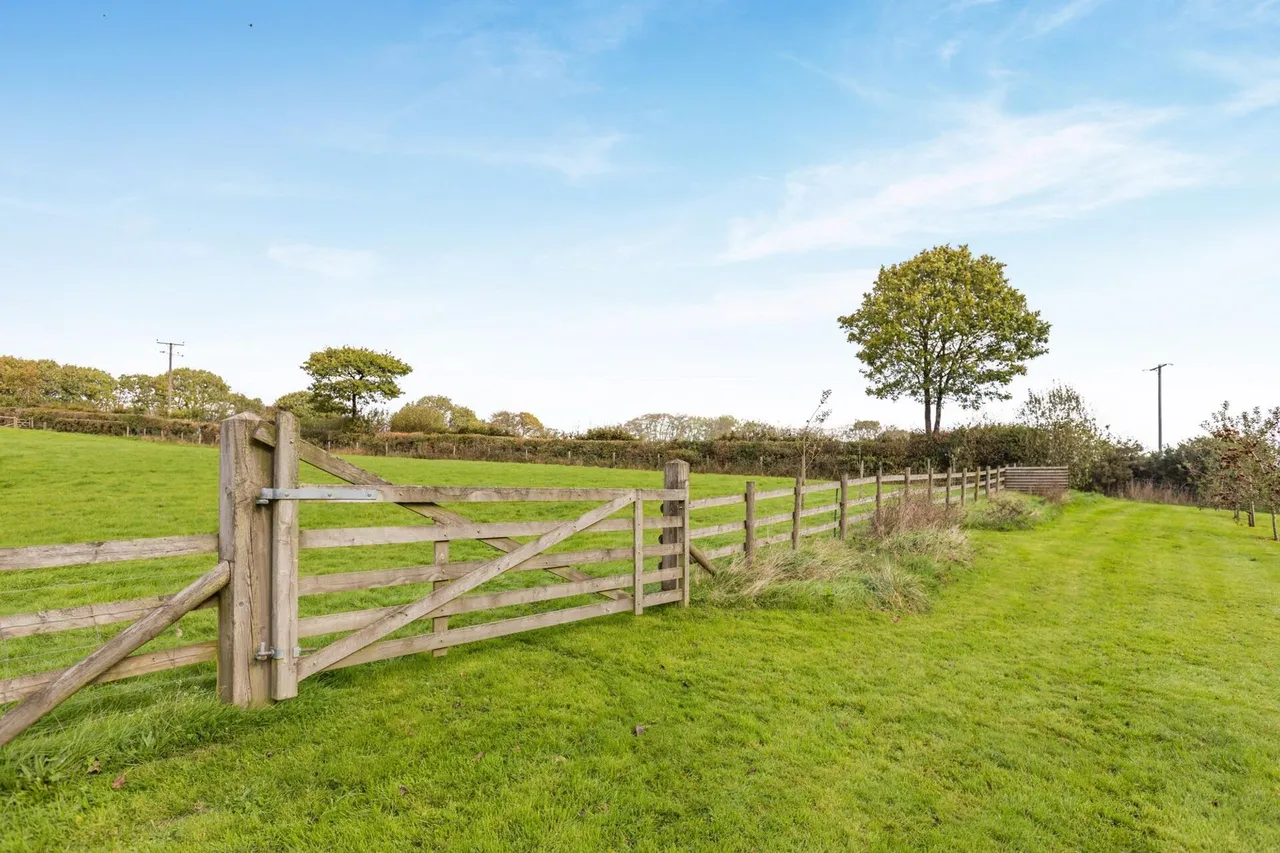Rackenford, Tiverton, EX16, photo 22