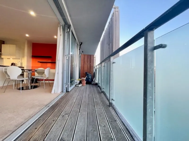 Dragonfly Close, London E13 9BG, photo 7