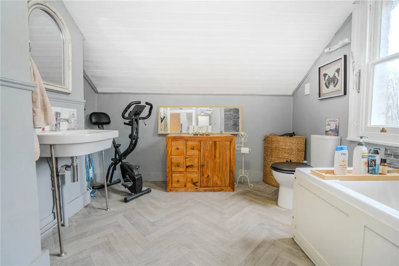 Orchard Walk, Kingston upon Thames, KT2, photo 6