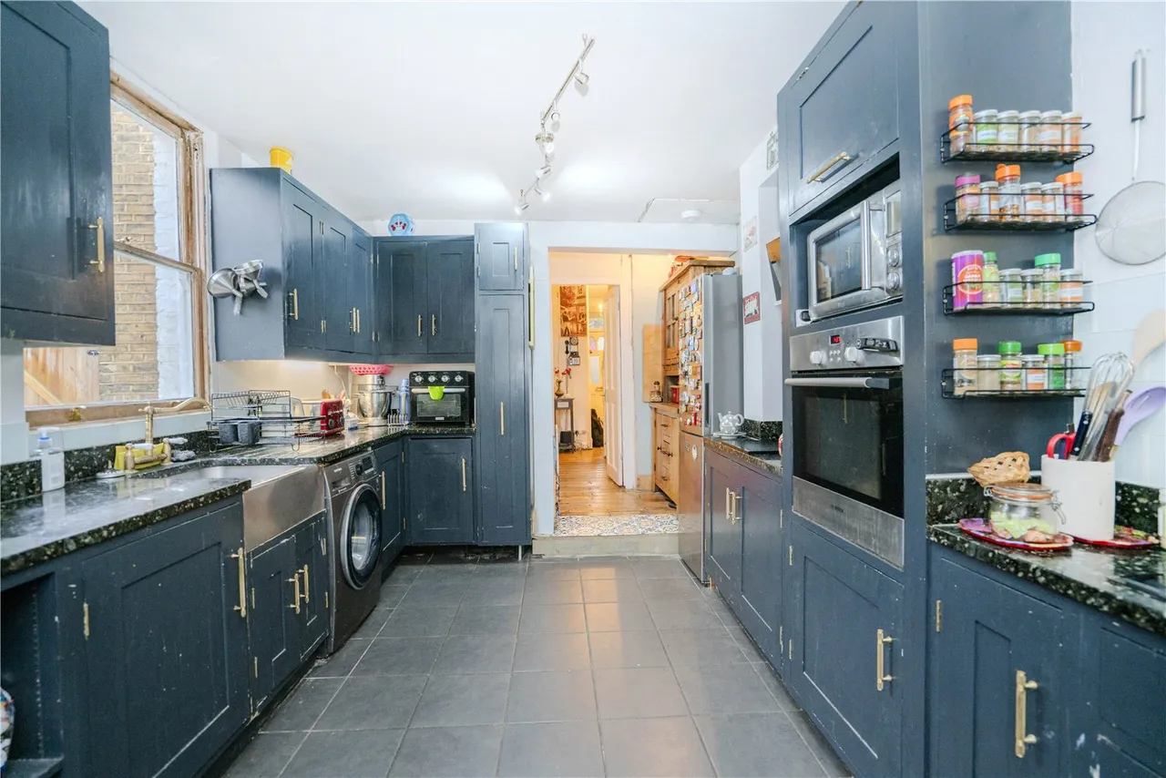 Orchard Walk, Kingston upon Thames, KT2, photo 4