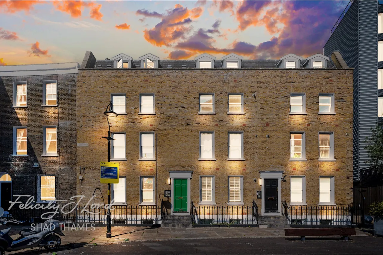 1 bed flat for sale, Bermondsey Square, SE1