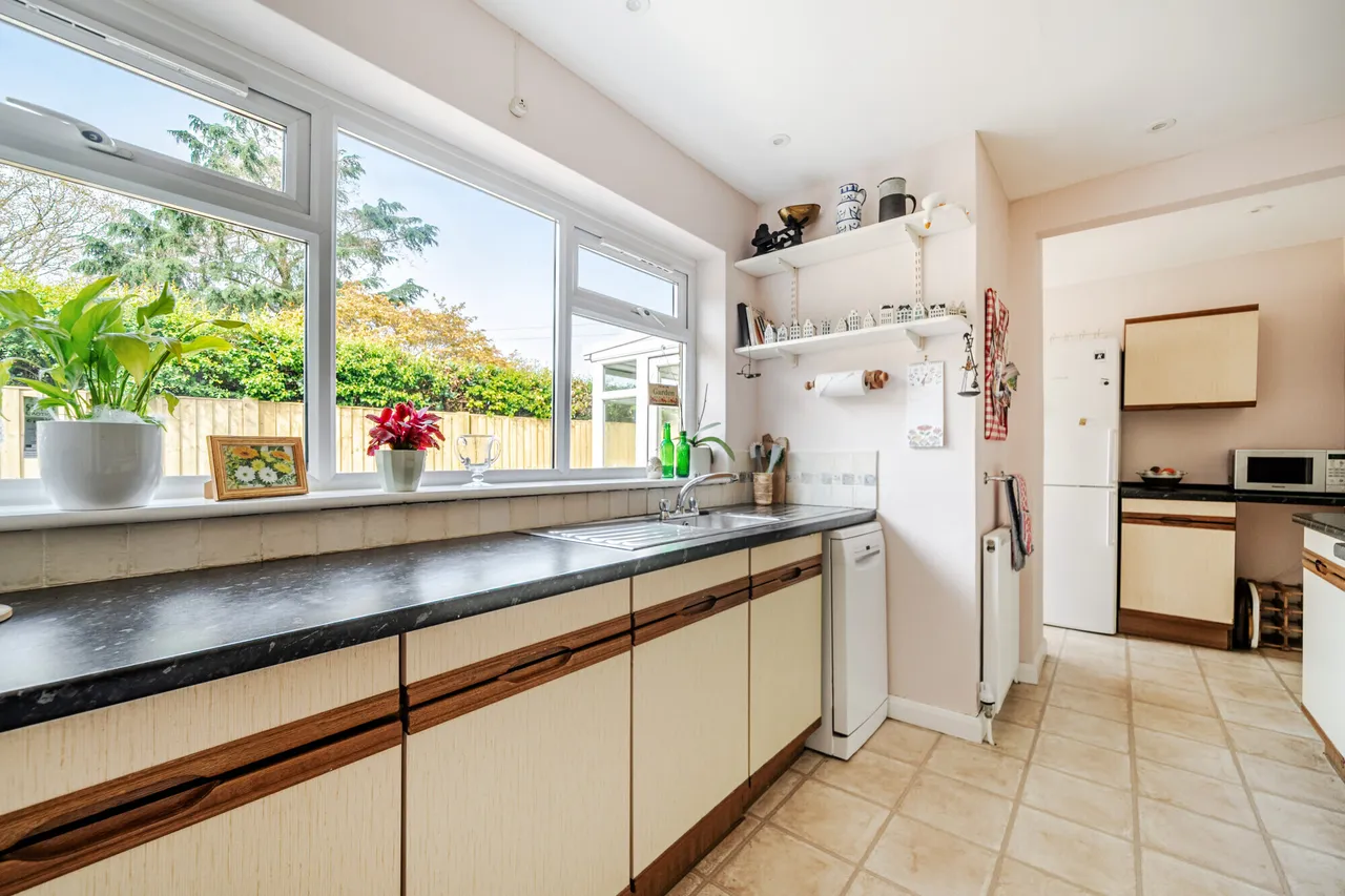 Hewshott Grove, Liphook, GU30, photo 6
