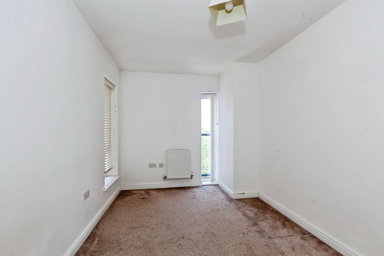 Chadwick Road, Slough, SL3, photo 12