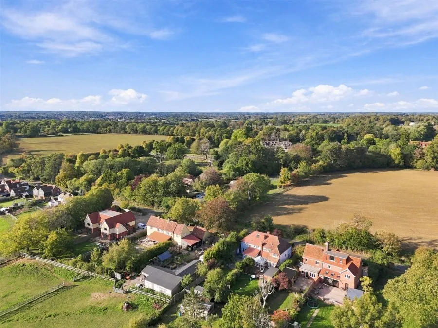 with 4 bedrooms in Great Hallingbury, Bishop's Stortford, CM22, photo 12