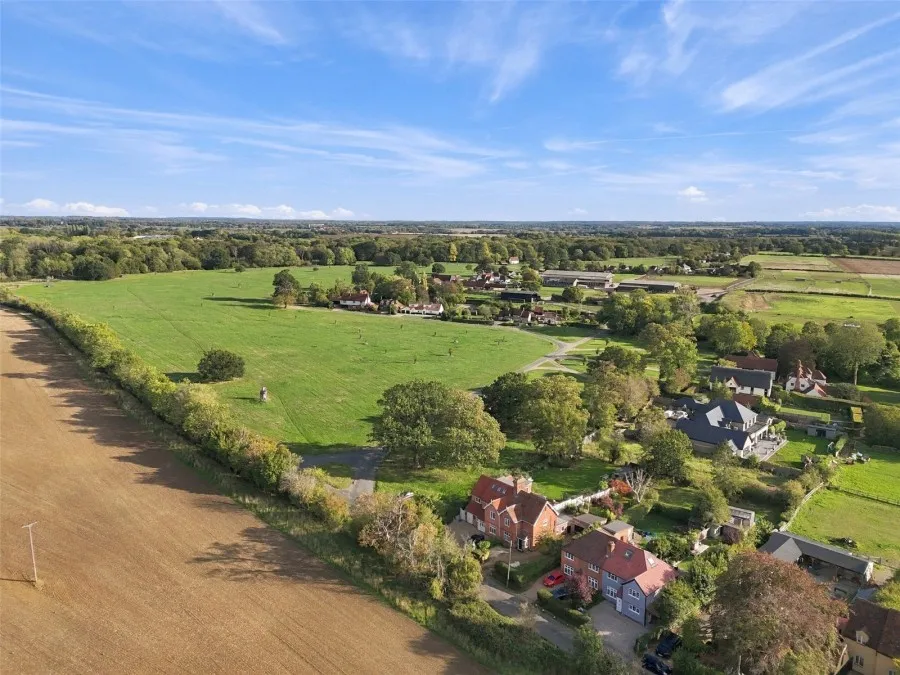 with 4 bedrooms in Great Hallingbury, Bishop's Stortford, CM22, photo 11