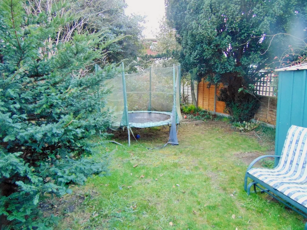 North Hyde Lane, Hounslow, TW5 0EQ, photo 9