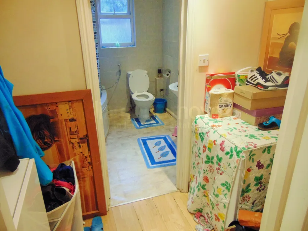 North Hyde Lane, Hounslow, TW5 0EQ, photo 8