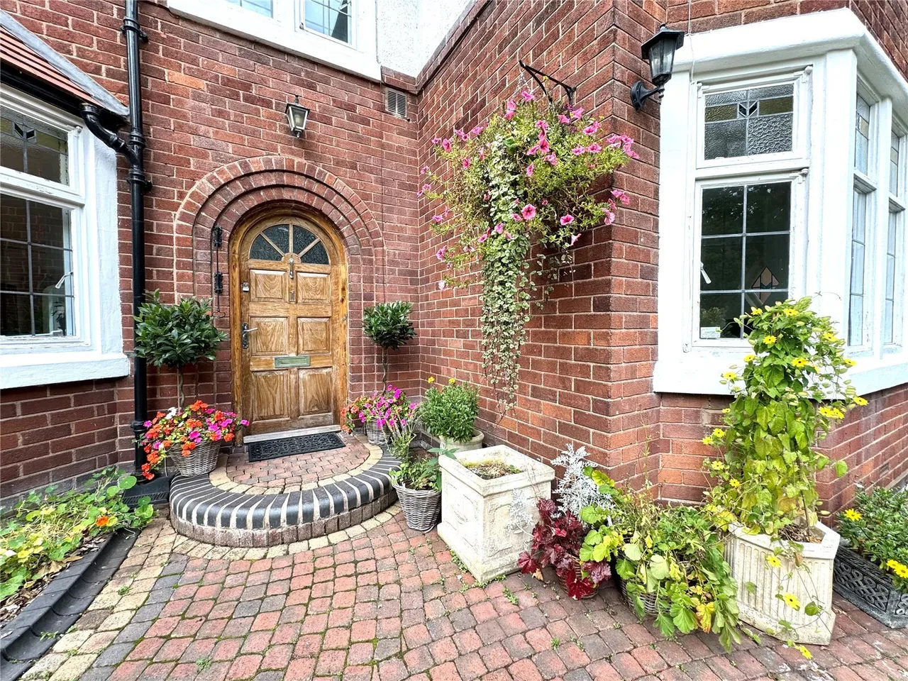 Greenfield Crescent, Chester, CH2, photo 4