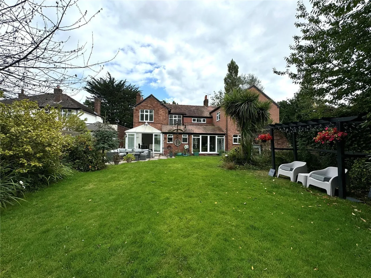 Greenfield Crescent, Chester, CH2, photo 36
