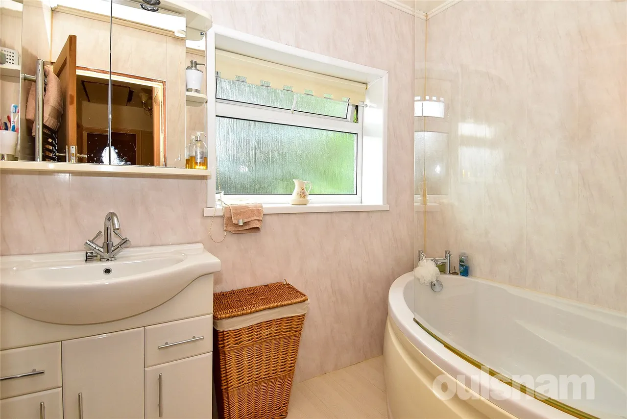 Birdwell Croft, Kings Heath, Birmingham, B13 0SD, photo 13