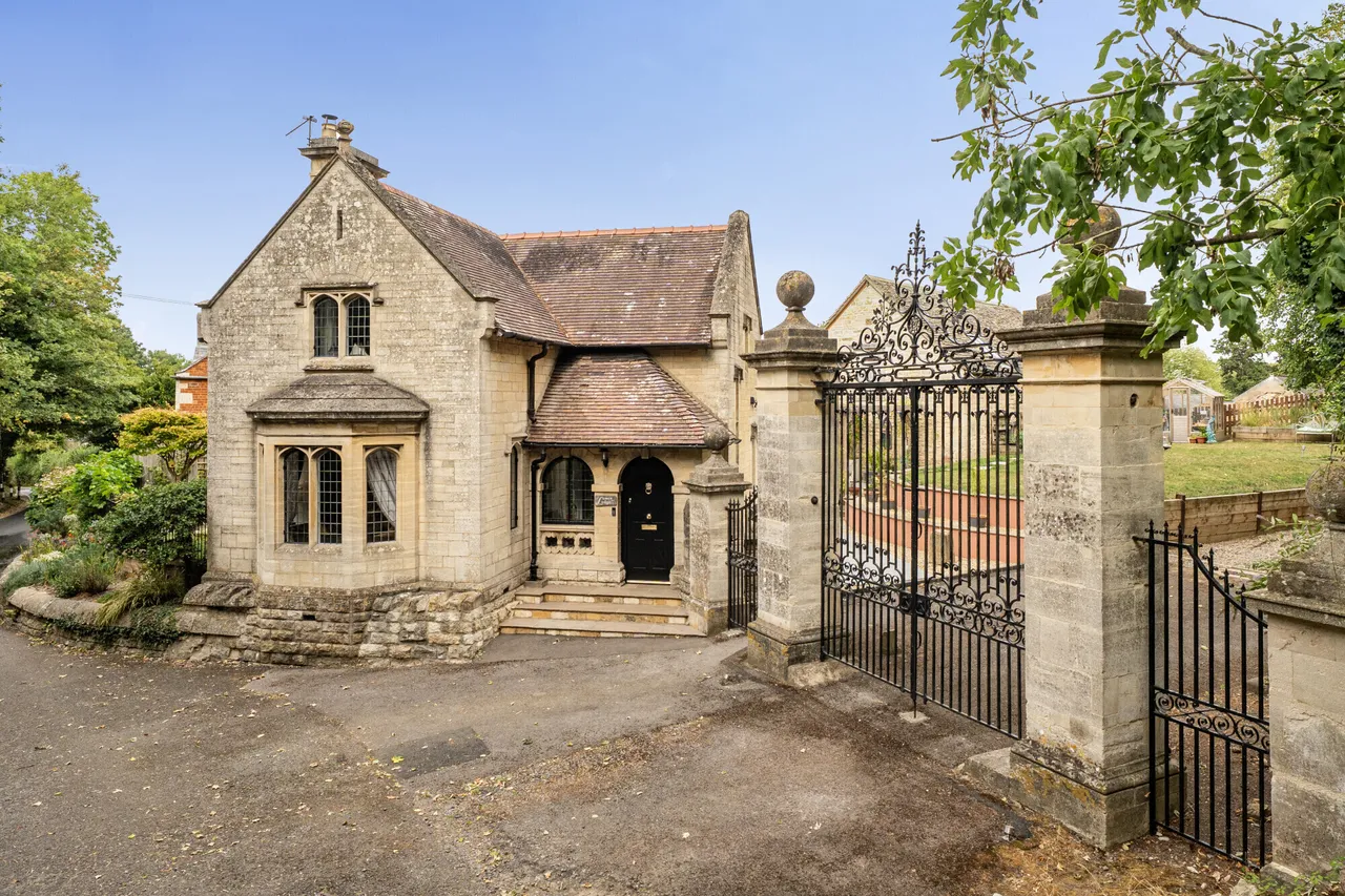 3 bed house for sale — Portway, Upton St. Leonards, Gloucest...